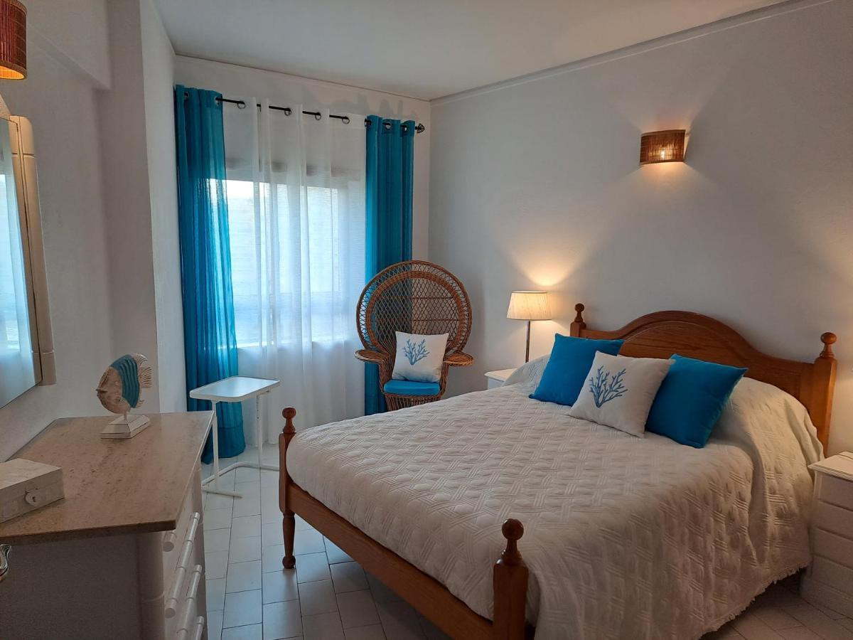 Apartamento Do Algarve Armacao de Pera Luaran gambar